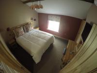 Double or Twin Room with Shared Bathroom - Moel Fenlli