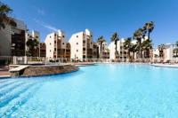 Amazing BahiaMar beachfront 2 steps from amenities - B&B