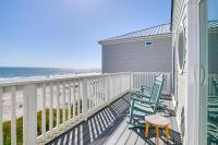 Oceanfront Murrells Inlet Home with Beach Access! - Bed and Breakfast Myrtle Beach