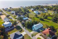 Sunny Waveland Home Rental with Pool Walk to Beach! - Chambres d’hôtes Waveland