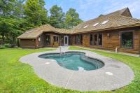 Highridge B14 Enjoy the view ski back trail shuttle service sports center - B&B Killington