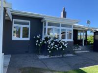 Walnut House - B&B
