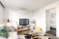 B&B Geelong - dlux + escape@aphrasia Street near Geelong CBD - Bed and Breakfast Geelong