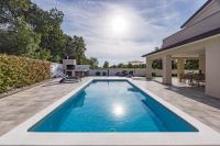 SPECIAL OFFER! NEW LUXURY APARTMENT with pool, fitness, outdoor bar&grill - Chambres d'hôtes Buje