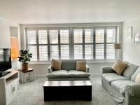 Newly refurbished Uplyme getaway - B&B
