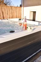 B&B Cambrai - Maison au calme avec jacuzzi privatif - Bed and Breakfast Cambrai