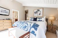 Corner View Condominium #535