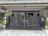Pa&Ma HomeStay Kulim 4R3B fully aircond - Ferienwohnung Kulim