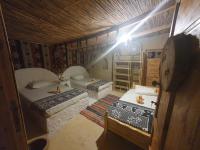 Basic Triple Room