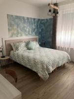 Dreibettzimmer mit eigenem Bad