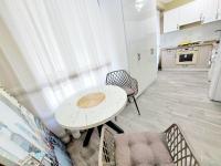 Одокомнатные апартаменты в новострое на Ботанике - B&B