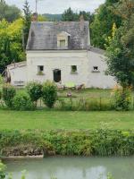 Petite maison au bord du canal, 8' Zoo de Beauval, PMR - B&B Noyers-sur-Cher