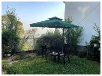 B&B Nainital - 2 Bedroom Pine View Cottage with Lawn - Bed and Breakfast Nainital