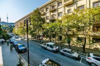 Azneft Square Deluxe Apartment - B&B Baku