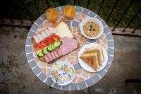 King Room with Spa Bath