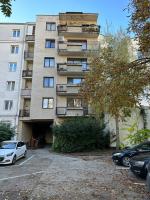 Spacious 3-Bedroom Apartment in the Historic Old Town Parking - Chambres d'hôtes Bratislava