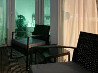 Luxurious Apartment in City-Center with Balcony, Free Parking - Chambres d’hôtes Bielefeld
