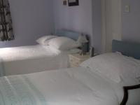 Tweepersoonskamer met 1 tweepersoonsbed of 2 aparte bedden - Begane grond