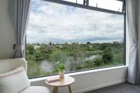 Experience The Magic of Riverside Living - 5 beds - Ferienwohnung Hamilton