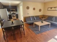 B&B Union City - Impressive 2Bedroom Apt Close to NYC - Bed and Breakfast Union City