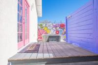 Bohemian Chic an Eclectic Escape-Hot Tub-Pet Friendly-No Pet Fees! - B&B