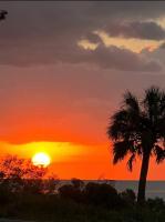 Bayfront, Water View, 5 min to Beach, Pet Friendly - B&B