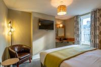 Large Double Room with Bath Tub