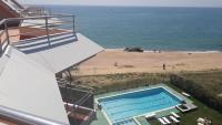 Three-Bedroom Apartment with Front Sea View