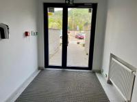 Apartment Rosnička, Private Parking & 24H Checkin with Balcony and AC - Chambres d’hôtes Bratislava
