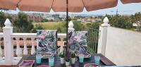 Villa Don Giovanni Fuengirola, Piscina Privada y vistas al mar y a la Montaña - Chambres d'hôtes Fuengirola