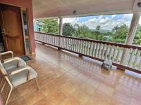 Mountain View Family Home In Town with King Suite and Midterm Available - B&B San Ignacio