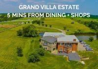 Grand Villa Estate - B&B Burlington