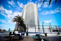 2-Bedroom Diamond In The Sky With Free Parking - B&B Hollywood