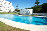 Bonito apartamento ideal para familias con piscina en Roquetas - Chambres d'hôtes Roquetas de Mar
