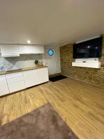 Appartement neuf paisible proche aéroport - B&B