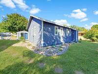 The Canal Cottage off West Lake Okoboji - B&B Milford