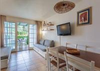 B&B Urrugne - T2 cozy, résidence Bordaberry, piscine et tennis - Bed and Breakfast Urrugne