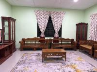 Homestay Pantai Batu Hitam Kuantan No14 - B&B Kuantan