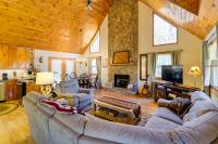 B&B Murphy - Smoky Mountain Cabin with Fire Pit Hike and Fish! - Bed and Breakfast Murphy