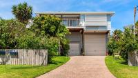 Shoal Bay Riggers - 7 Rigney St, Shoal Bay - B&B