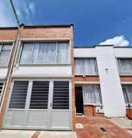 Hermosa y Amplia Casa Vacacional Alejandria Paipa - B&B Paipa