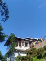 Pinewood Homestay Dali - B&B Darjeeling