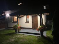 Mini house - apartament, domek do wynajęcia - B&B Solec-Zdrój