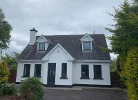 Burren Seaside Lodge by Trident Holiday Homes - B&B