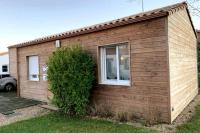 "AU BOIS DES AILES" Maison 6 personnes, internet wifi, piscine chauffée, jardin cosy - Bed and Breakfast Talmont