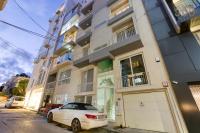 A lovely 2BR maisonette with Private Terrace & BBQ by 360 Estates - Bed and Breakfast San Ġiljan