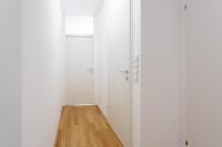Private AC Room U1 Metro 1 Min City Center 7 Min - Bed and Breakfast Wenen
