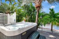 Wilton on the water courtyard and Heated Pool - Chambres d'hôtes Fort Lauderdale
