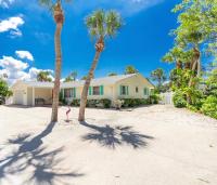 B&B Englewood - PRIME Location! 60 Steps to PRIVATE BEACH ! Manasota Key!! - Bed and Breakfast Englewood