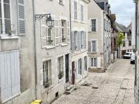 Charme Historique de Beauvoir au Cœur de Blois - Bed and Breakfast